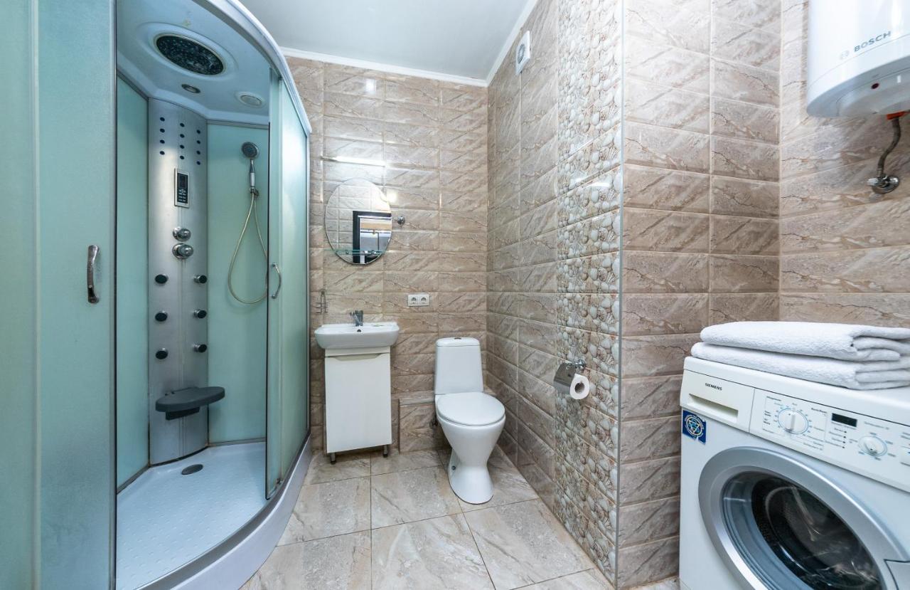 Flatrent Drahomanova 2A Lägenhet Kiev Exteriör bild