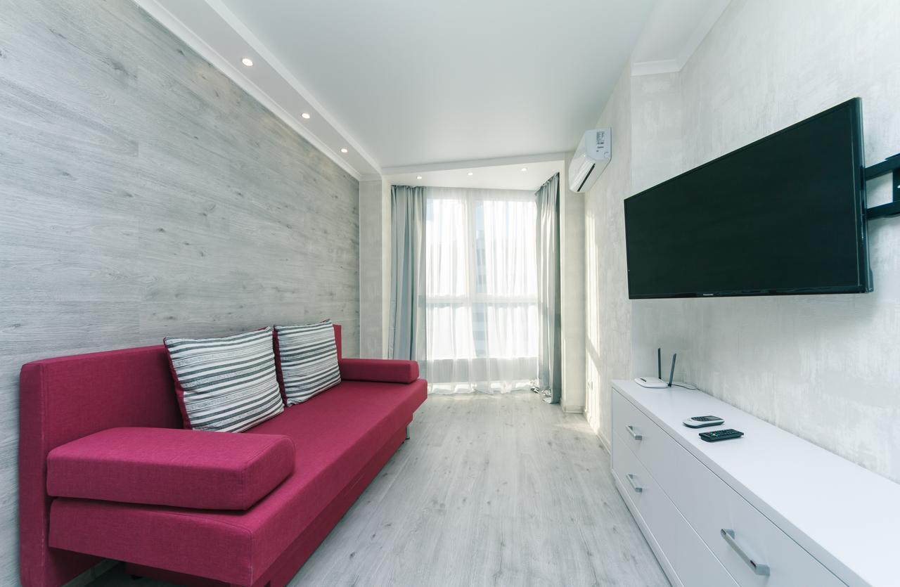 Flatrent Drahomanova 2A Lägenhet Kiev Exteriör bild